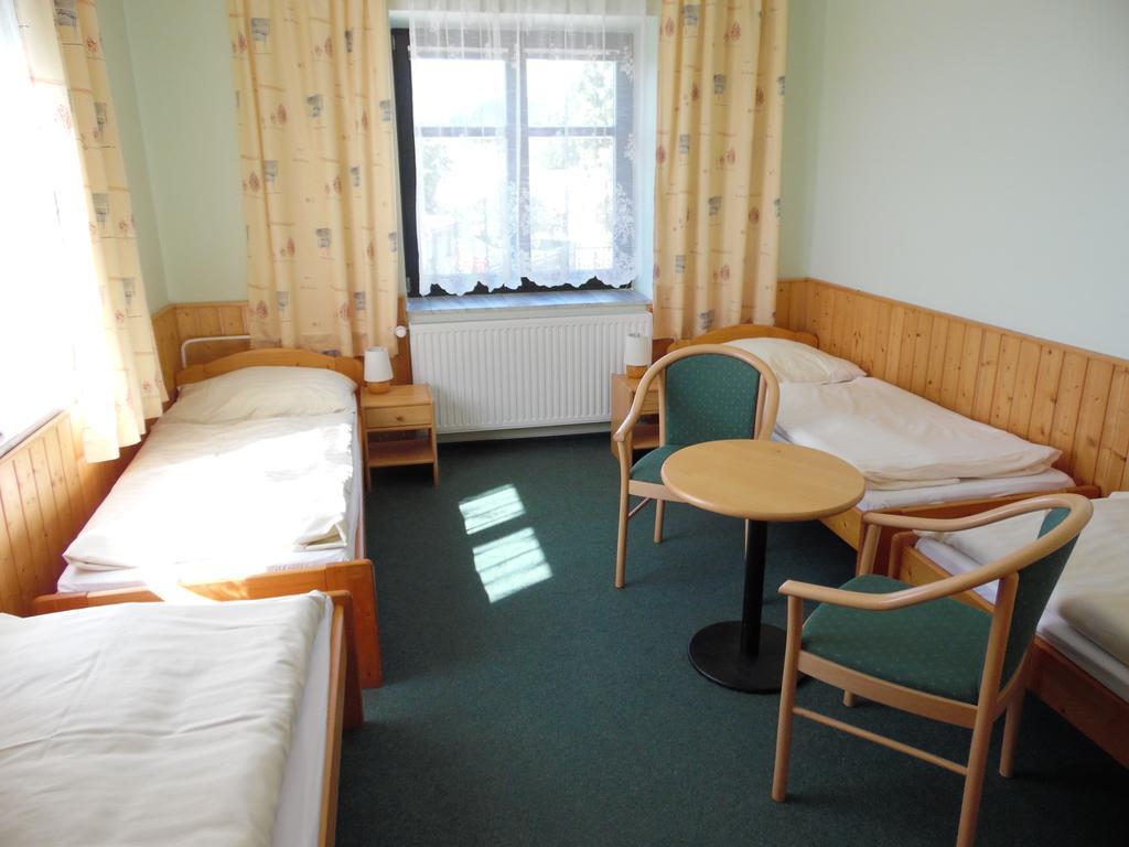 Penzion Velke Darko Skrdlovice Quarto foto