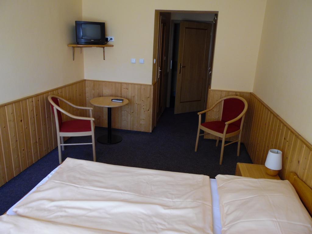 Penzion Velke Darko Skrdlovice Quarto foto